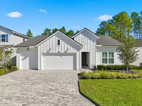 240 Gap Creek Dr, Saint Johns, FL 32259