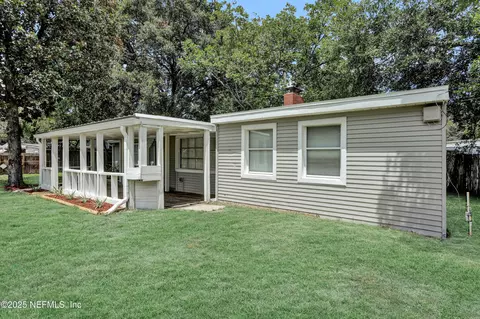 10536 Keuka Dr, Jacksonville, FL 32218