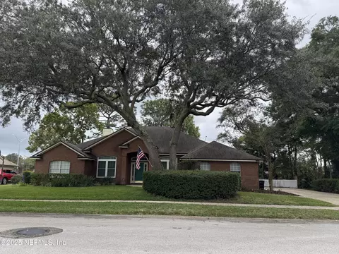 11048 Raley Creek Dr S, Jacksonville, FL 32225