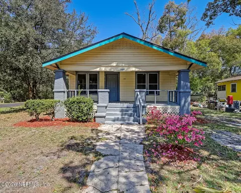 2667 Amy St, Jacksonville, FL 32254