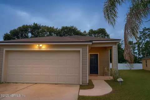 8481 Julia Marie Cir, Jacksonville, FL 32210