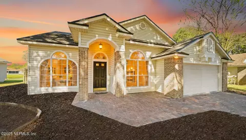 2109 Hovington Cir W, Jacksonville, FL 32246