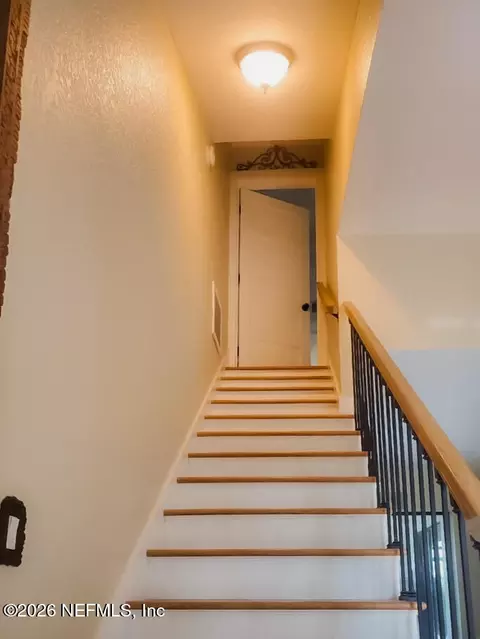 Entry Way - 18 Riverfront Dr, Venice, FL 34293 photo 3 of 3