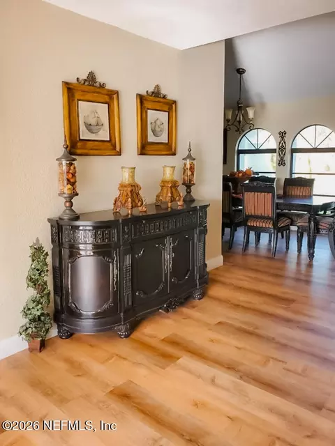 Entry Way - 18 Riverfront Dr, Venice, FL 34293 photo 2 of 3