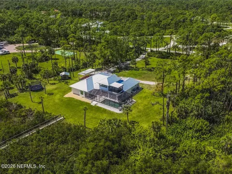 View/Area - 18 Riverfront Dr, Venice, FL 34293 photo 3 of 5