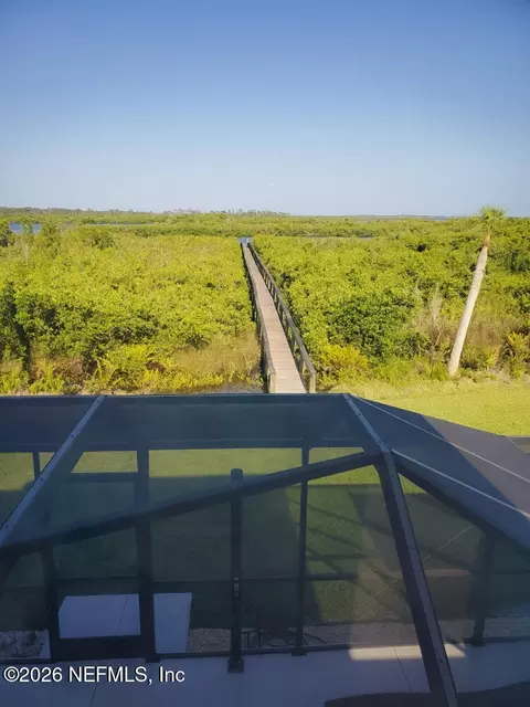 View/Area - 18 Riverfront Dr, Venice, FL 34293 photo 2 of 5