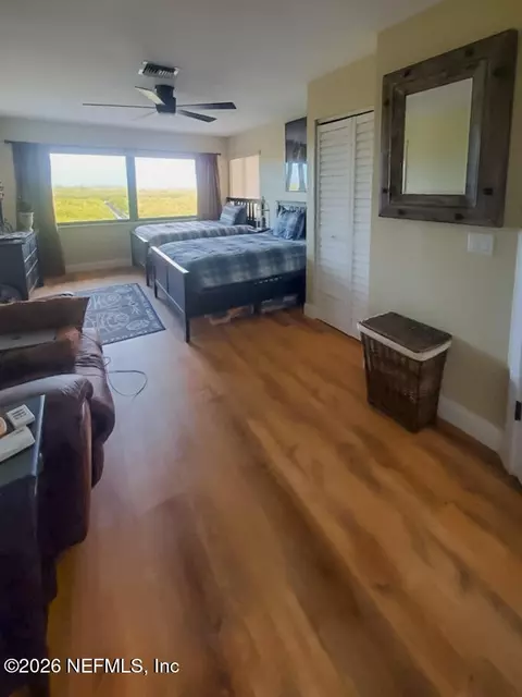 Bedroom - 18 Riverfront Dr, Venice, FL 34293 photo 7 of 7