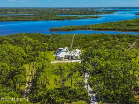 View/Area - 18 Riverfront Dr, Venice, FL 34293 photo 1 of 5