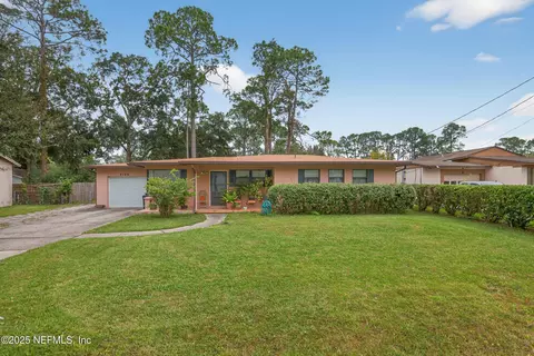 4746 Southgate Dr, Jacksonville, FL 32207