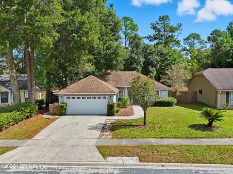 9655 Bayou Bluff Dr, Jacksonville, FL 32257