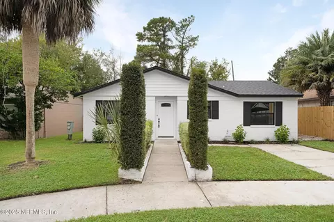 7644 Club Duclay Dr, Jacksonville, FL 32244