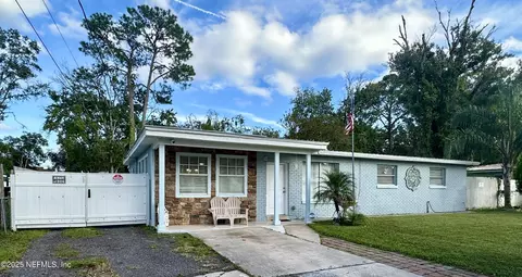 1753 Dibble Cir E, Jacksonville, FL 32246