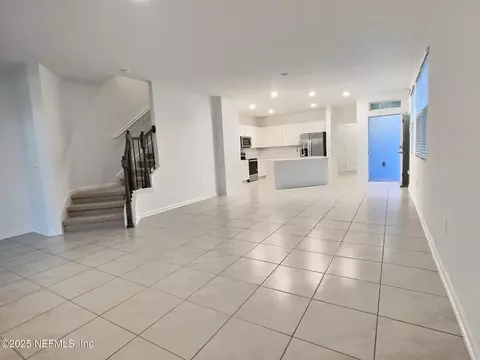 Living - 44 Sunnyvale St, Saint Augustine, FL 32095 photo 6 of 6