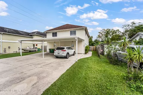 835 7th Ave S #835 & 837, Jacksonville Beach, FL 32250