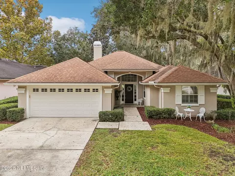3572 Olympic Dr, Green Cove Springs, FL 32043