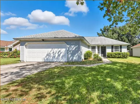 10979 S Mindanao Dr, Jacksonville, FL 32246
