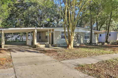 3145 Plumtree Dr, Jacksonville, FL 32277