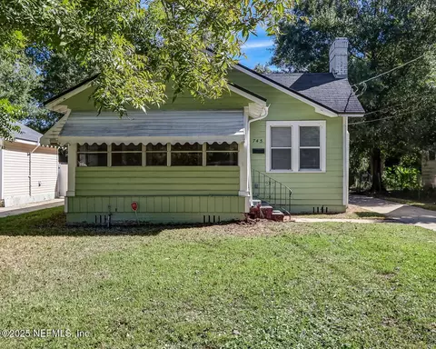 745 Mackinaw St, Jacksonville, FL 32254