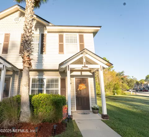 1872 Lago Del Sur Dr, Middleburg, FL 32068