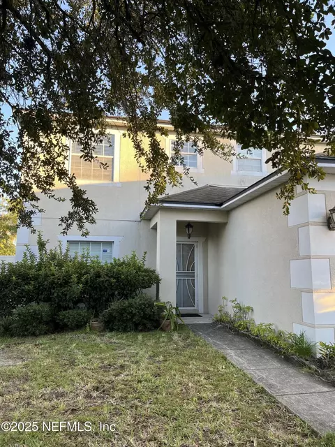 8025 Ridgehill View Rd, Jacksonville, FL 32210