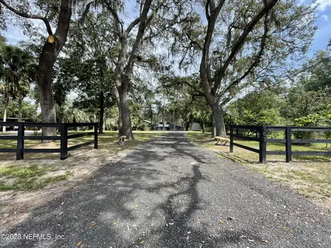 703 Arthur Moore Dr, Green Cove Springs, FL 32043