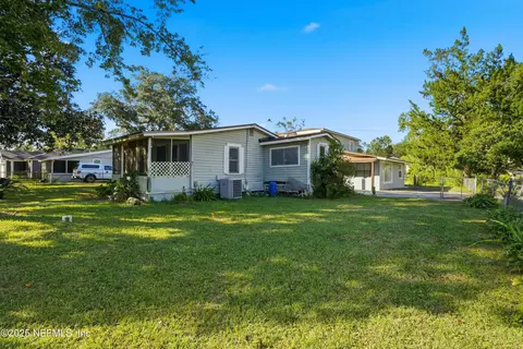 11558 Raft Rd, Jacksonville, FL 32218