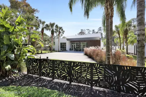 2926 Scott Mill Ln, Jacksonville, FL 32223