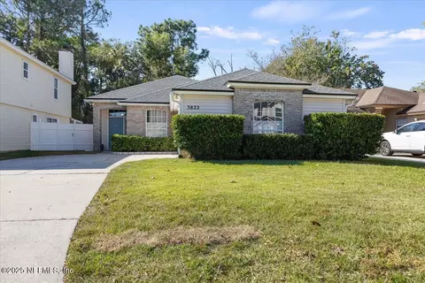 3822 Union Pacific Dr W, Jacksonville, FL 32246