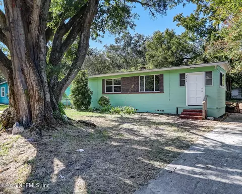 5428 Bunche Dr, Jacksonville, FL 32209