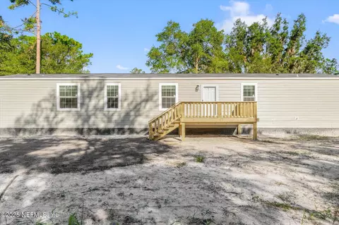 114 Santa Cruz St, East Palatka, FL 32131