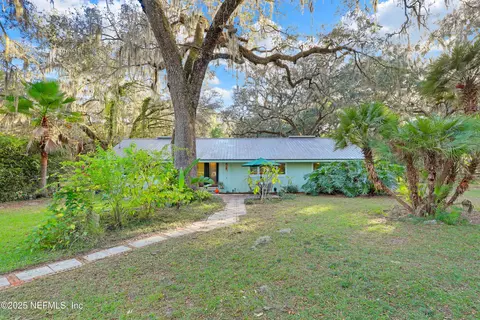 4704 NE 255th Dr, Melrose, FL 32666
