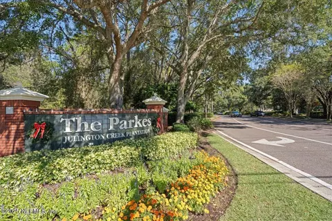 600 Pineland Ln, Saint Johns, FL 32259
