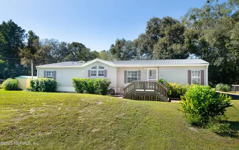 115 Lake St, Palatka, FL 32177