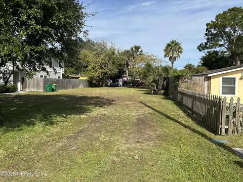 625 4th Ave S, Jacksonville Beach, FL 32250