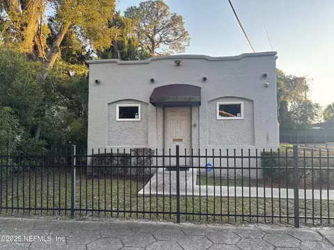 670 Long Branch Blvd, Jacksonville, FL 32206
