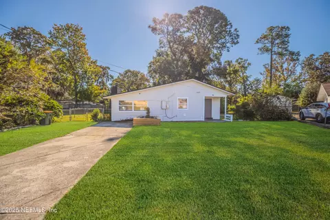 10320 Driftwood Rd, Jacksonville, FL 32246