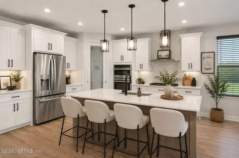 Kitchen - 576 Marquesa Cir, Saint Johns, FL 32259 photo 6 of 6