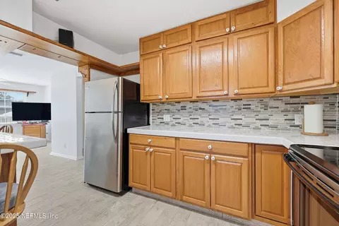 Kitchen - 62 12 Valencia St, Saint Augustine, FL 32084 photo 9 of 10