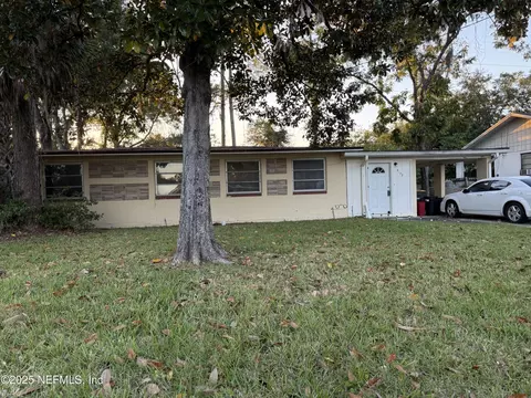 5132 Batley Rd, Jacksonville, FL 32210