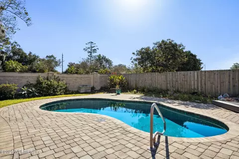 2273 E Fallen Tree Dr, Jacksonville, FL 32246