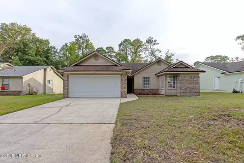 8754 Hammond Forest Dr, Jacksonville, FL 32221