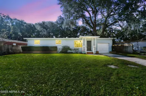 8640 Emerald Isle Cir S, Jacksonville, FL 32216