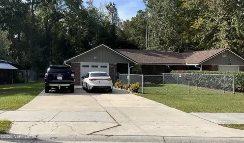 680 Plainfield Ave, Orange Park, FL 32073