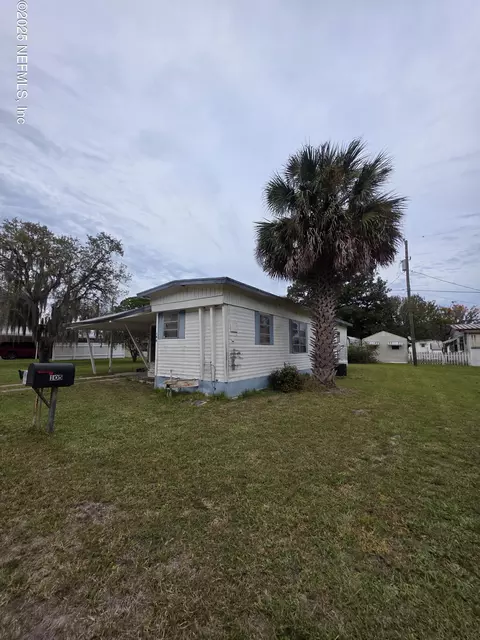 104 Lemon Trl, Crescent City, FL 32112