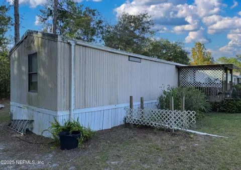 159 Jewel Ave, Interlachen, FL 32148 photo 4