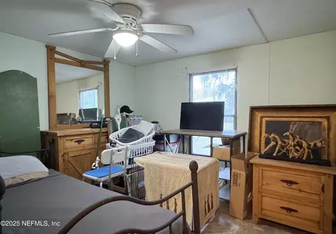159 Jewel Ave, Interlachen, FL 32148 photo 9