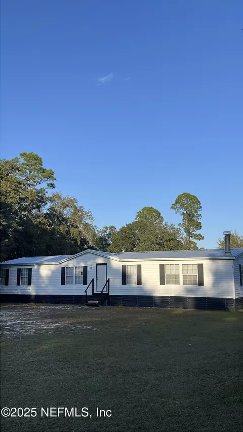 85182 Lonnie Crews Rd, Fernandina Beach, FL 32034