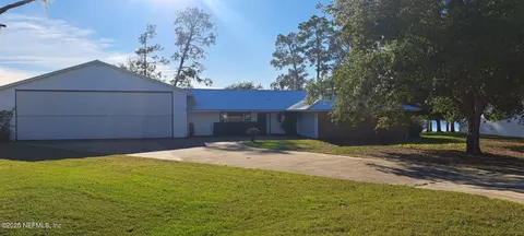 115 Eagles Nest Ln, Crescent City, FL 32112