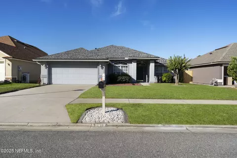 9615 Woodstone Mill Dr, Jacksonville, FL 32244