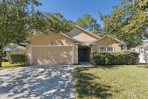 9302 Cumberland Station Dr, Jacksonville, FL 32257